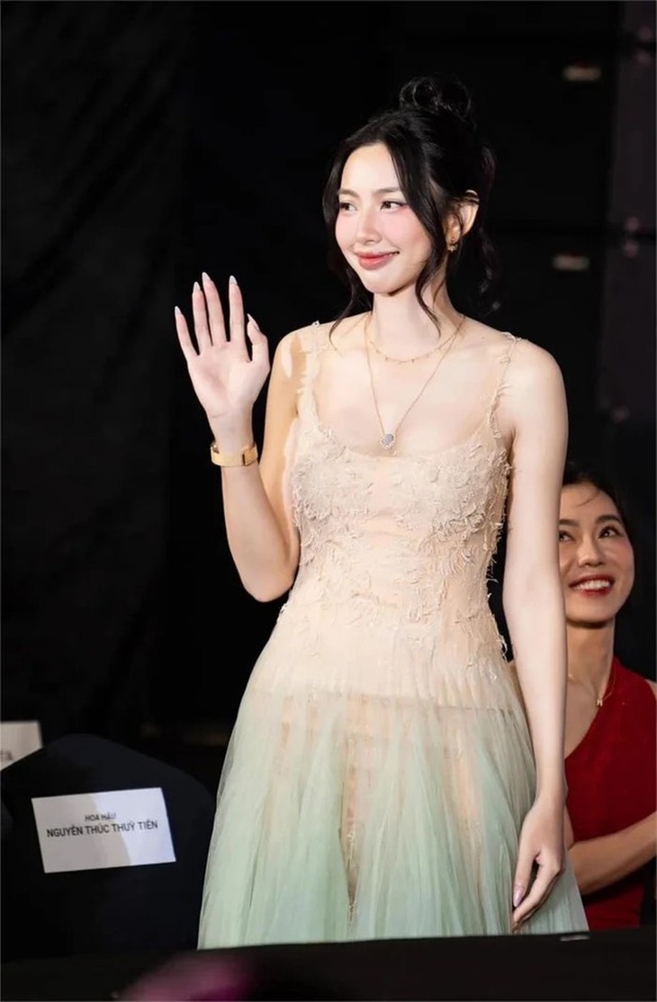 Thùy Tiên - Ảnh 2.