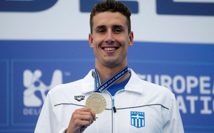 ‘Quỷ lùn’ Đào Hồng Sơn vô địch Jujitsu châu Á sau khi ‘quẩy tung’ hội vật làng - Ảnh 4.