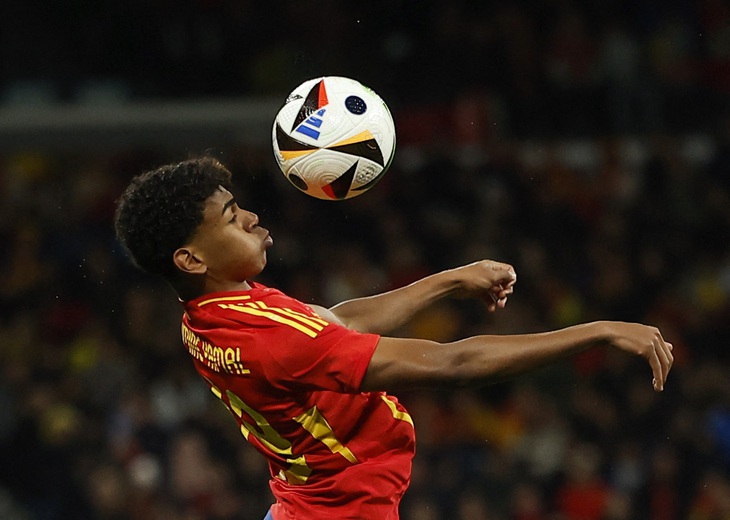 Sóng sau đè sóng trước - Ảnh 1.