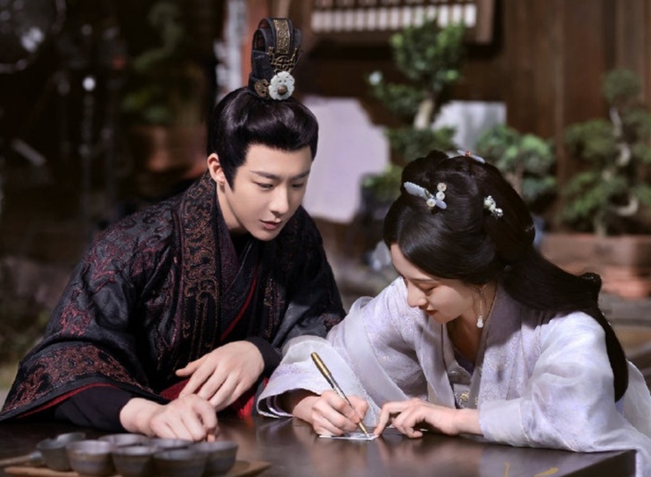 Khom lưng - Ảnh 1.