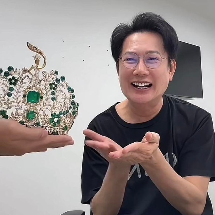 vương miện - Ảnh 1.