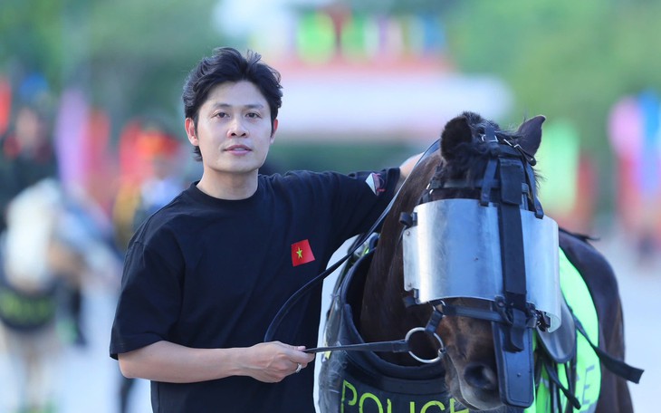 'Nhạc sĩ tỉ view' Nguyễn Văn Chung có danh xưng mới - Ảnh 5.