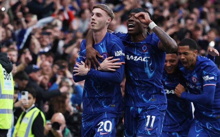 Scott McTominay lỗ nặng vì yêu mùa quáng - Ảnh 4.