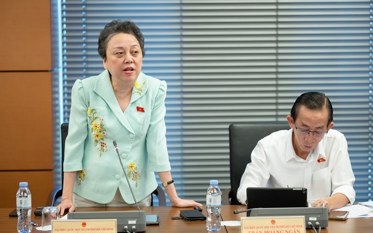 Dân mạng bình luận tấu hài về bộ lòng se điếu dài 40m - Ảnh 4.