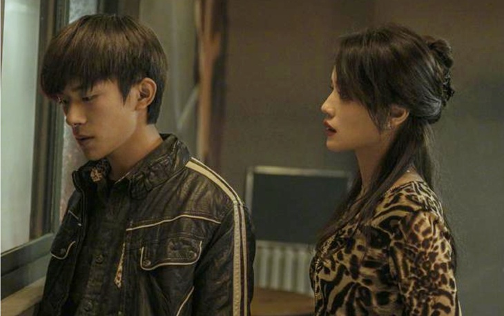 Dịch Dương Thiên Tỉ - Ảnh 1.