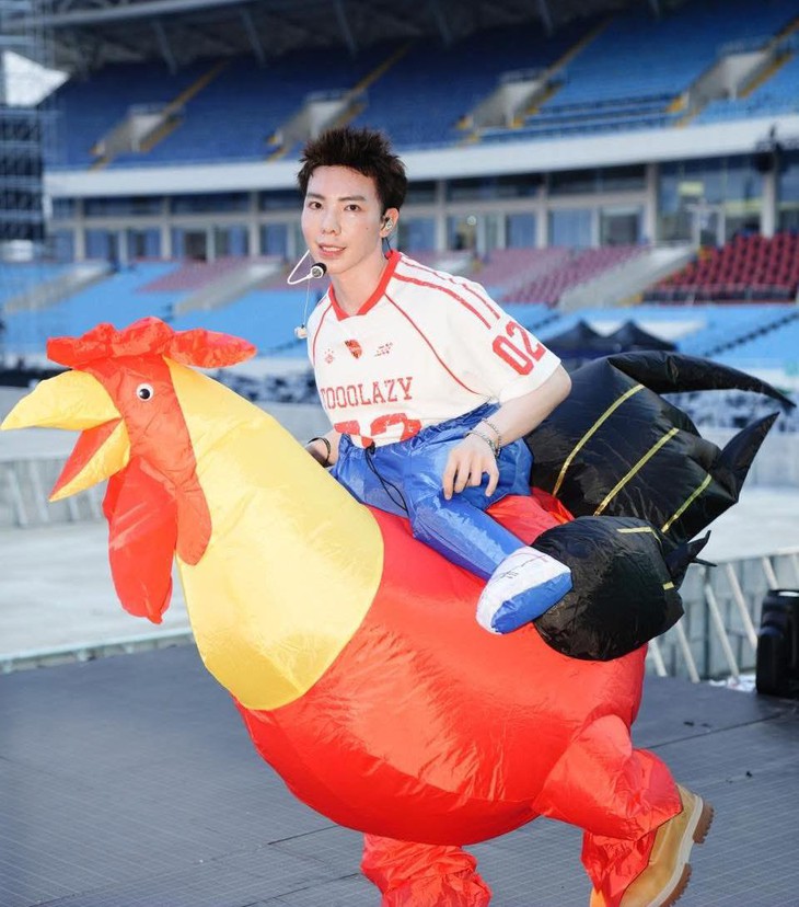 Anh trai say hi - Ảnh 4.