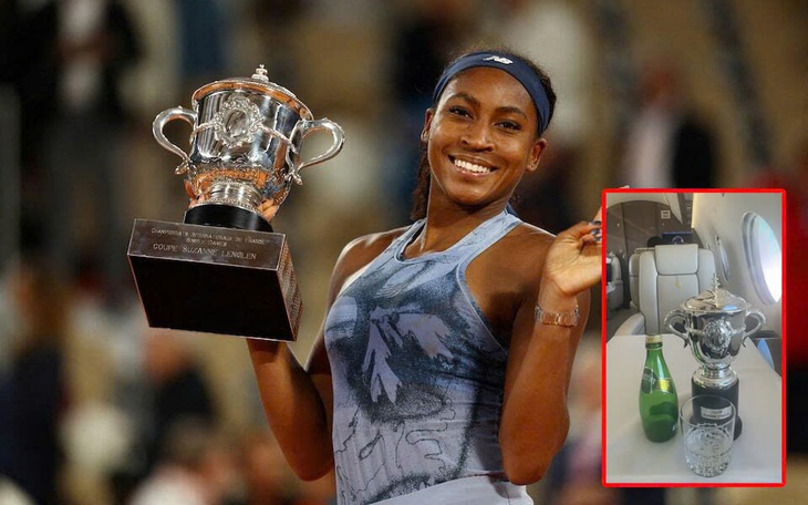 Fan ngỡ ngàng với Mike Tyson ‘da trắng, tóc vàng’ - Ảnh 3.