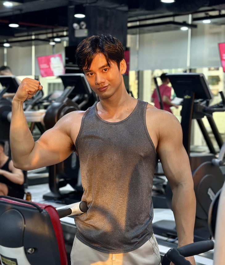 Hoa hậu - Ảnh 3.