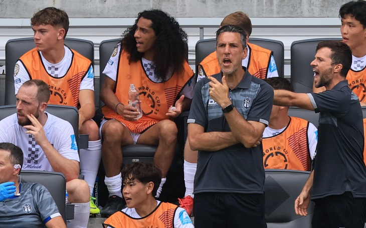 Lý do cầu thủ tại FIFA Club World Cup phải giấu thẻ định danh - Ảnh 5.