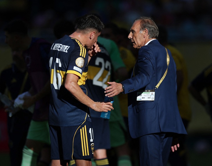 Lý do cầu thủ tại FIFA Club World Cup phải giấu thẻ định danh - Ảnh 1.