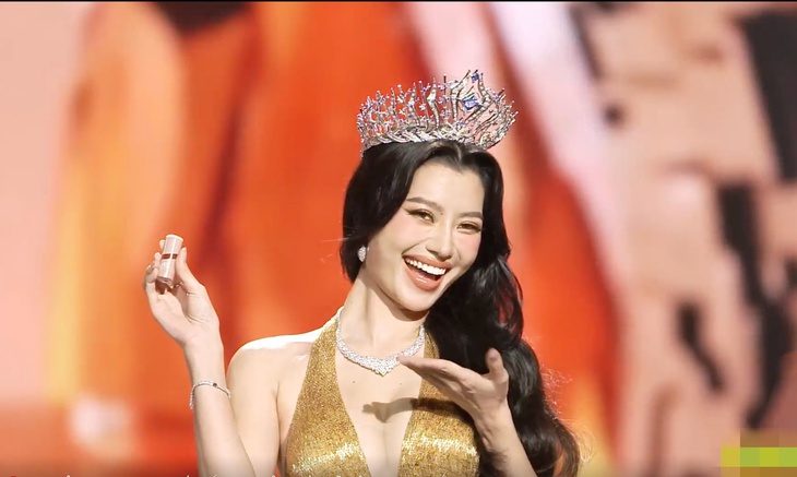 Hoa hậu Hoàn Vũ Việt Nam - Ảnh 2.