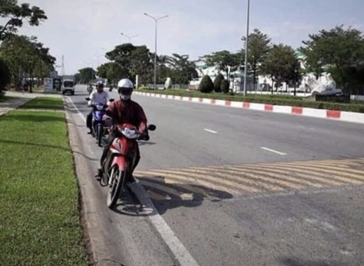 giảm tốc - Ảnh 1.