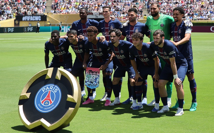 Thủ môn Man Utd Andre Onana bất ngờ “đá tiền đạo” ở Cameroon - Ảnh 4.