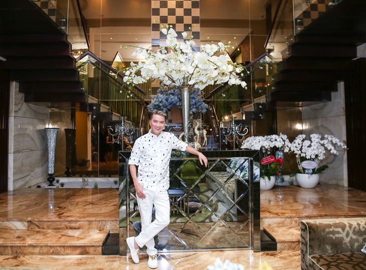 Đàm Vĩnh Hưng - Ảnh 1.