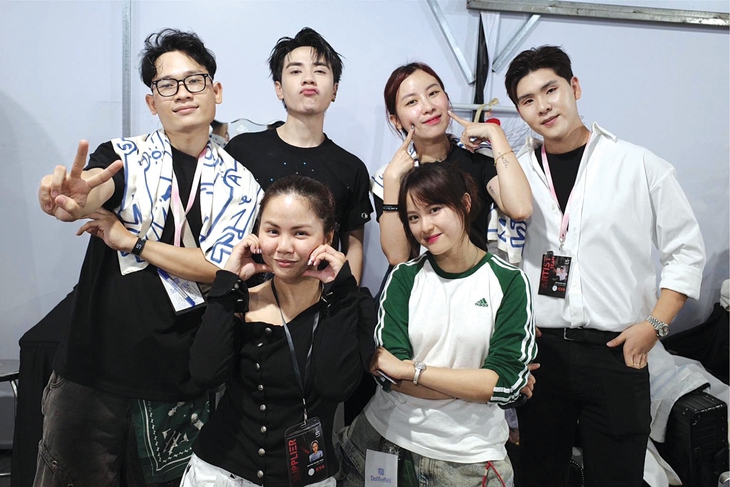 trợ lý nghệ sĩ - Ảnh 2.