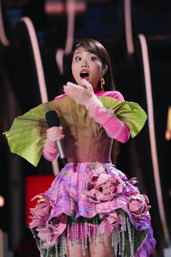 Phương Mỹ Chi - Ảnh 1.