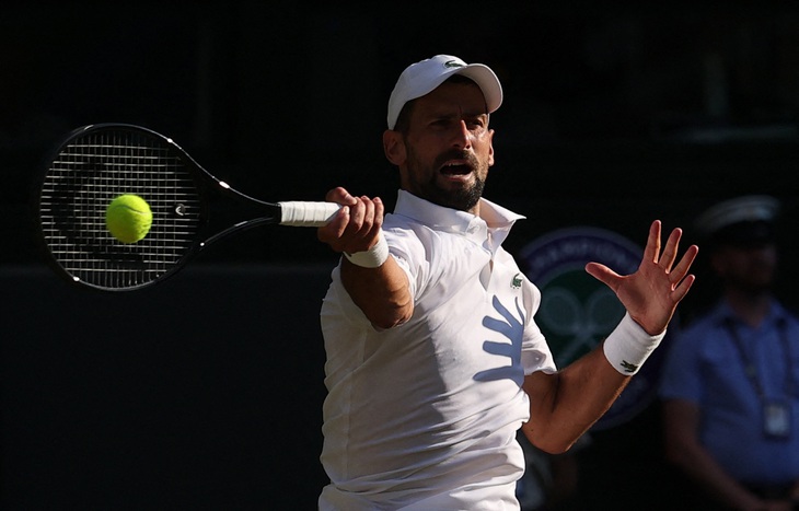 Djokovic tuyên bố không giải nghệ sau trận thua sốc Sinner ở Wimbledon - Ảnh 1.