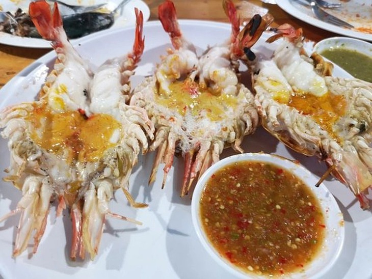 nhà hàng - Ảnh 2.