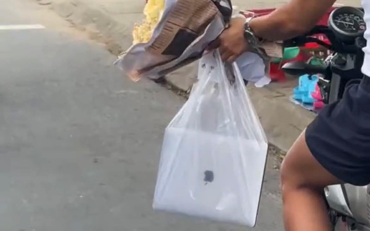 Xôn xao vụ cô gái bị người Hàn Quốc 'tương tác' trong tiệm photobooth ở Hà Nội - Ảnh 4.