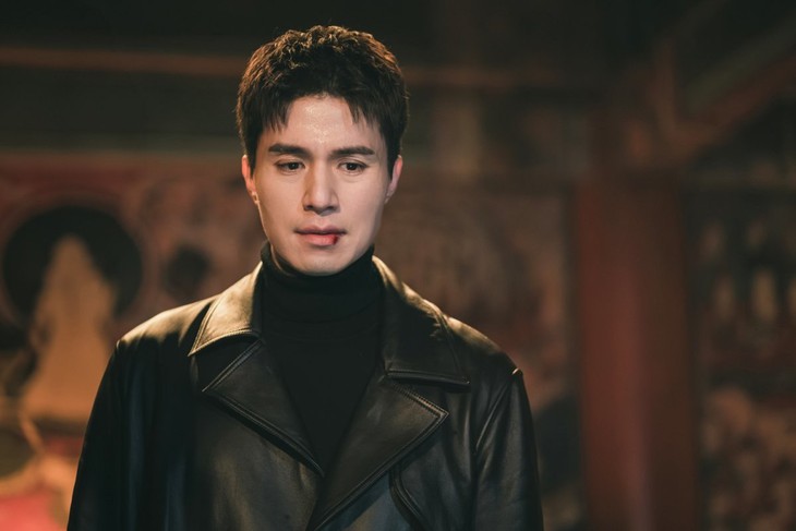 Lee Dong Wook - Ảnh 2.