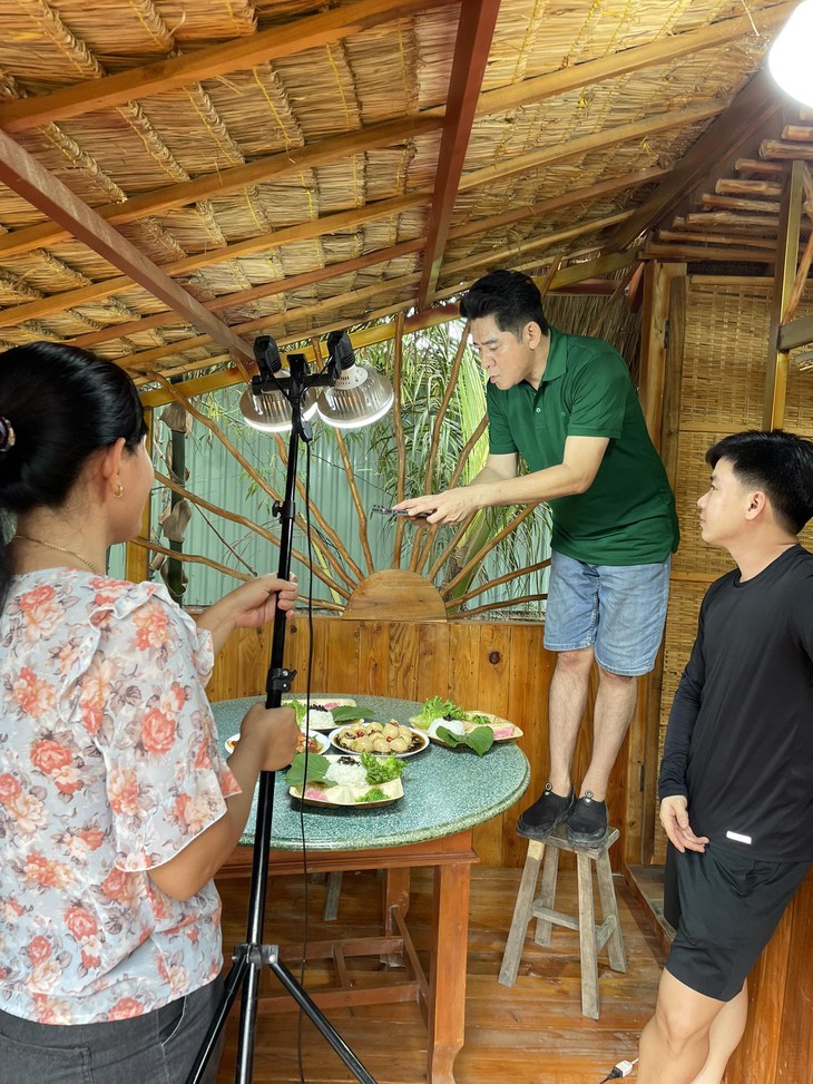 Huỳnh Anh Tuấn - Ảnh 6.