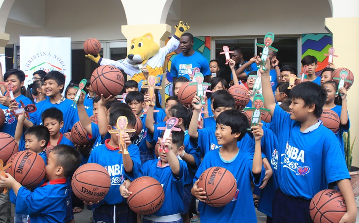 Trẻ em cần… vui - Ảnh 1.