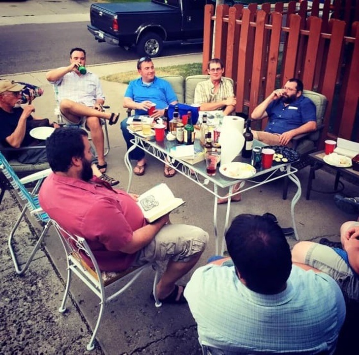 đọc tiểu thuyết - Ảnh 3.