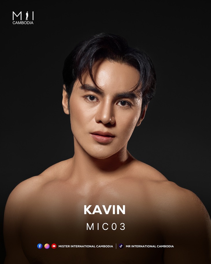 Cô gái bê tô cơm ra giữa đường xem Anne Hathaway đóng phim  - Ảnh 5.