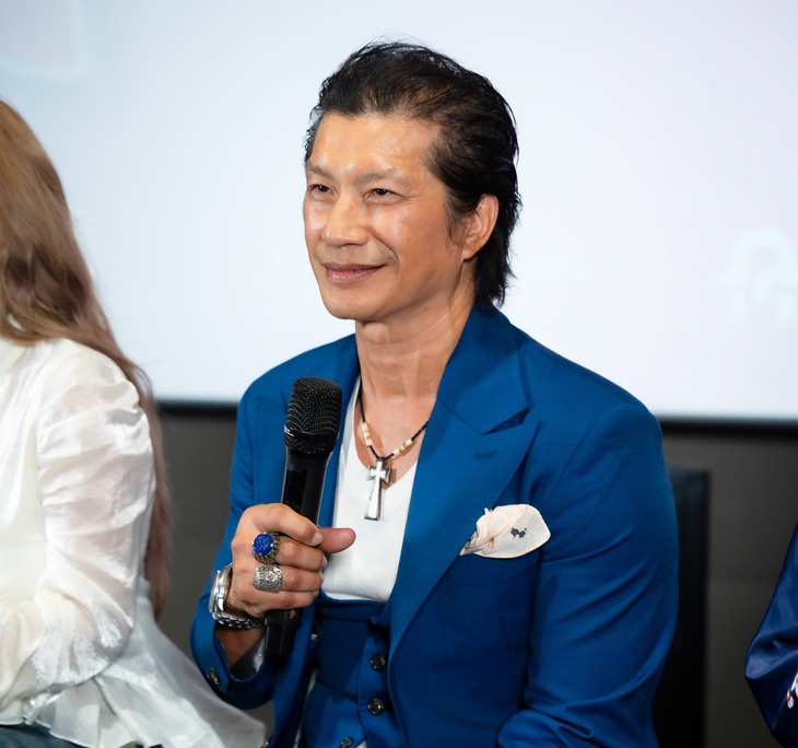 Dustin Nguyễn - Ảnh 1.