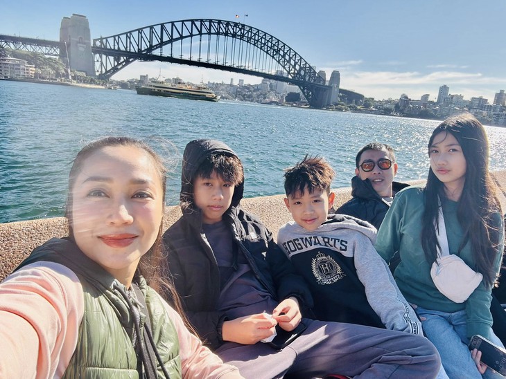 Nữ diễn viên qua Úc định cư hơn 1 năm, phải bán nhà 12 tỉ về Việt Nam cho 'dễ thở' - Ảnh 1.