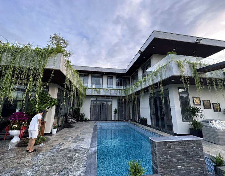 Loạt ca sĩ Việt đắt show hội chợ, giàu có khủng khiếp - Ảnh 7.