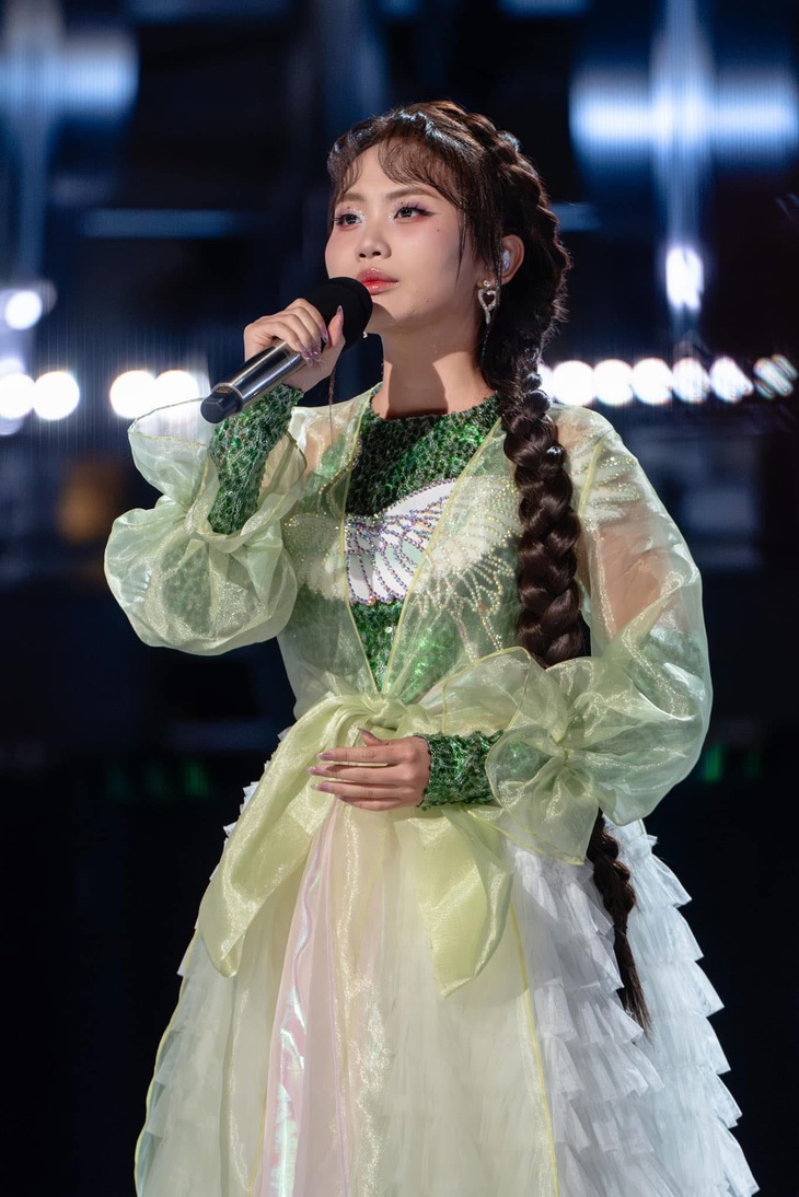 Phương Mỹ Chi - Ảnh 4.