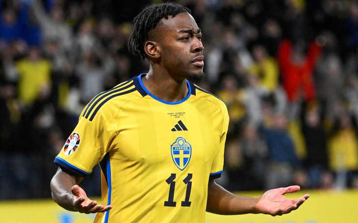 Man Utd có thể chiêu mộ tiền đạo dạng ‘ra sân lĩnh tiền’  - Ảnh 2.