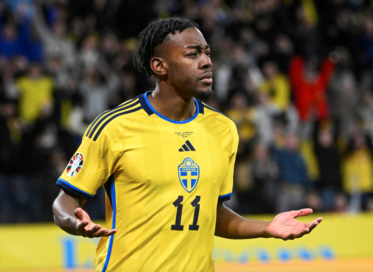 Man Utd sắp thu về gần 280 tỉ đồng nhờ điều khoản bí mật  - Ảnh 1.