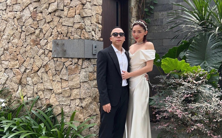 Huy Khánh khác lạ, được khen 'như trai 18' sau ly hôn vợ  - Ảnh 7.