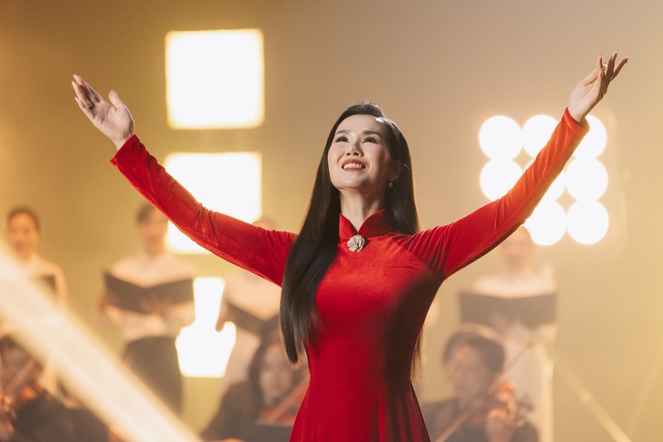 Võ Hạ Trâm - Ảnh 1.