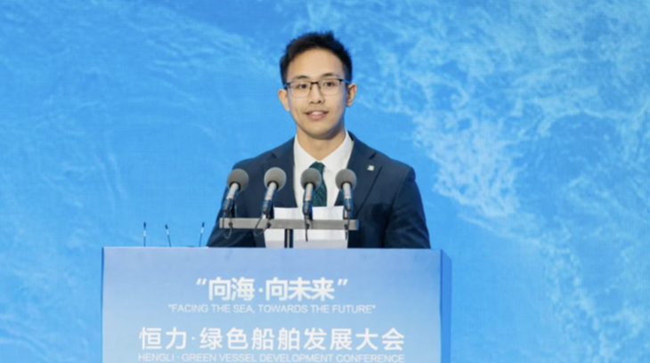 Diện mạo gây sốt của 'thái tử Giang Tô' - Ảnh 1.