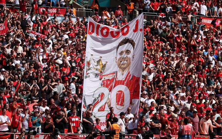 Mats Hummels bị vợ cũ tố ‘bỏ quên’ con trai trong ngày tri ân để đi cùng tình mới - Ảnh 4.