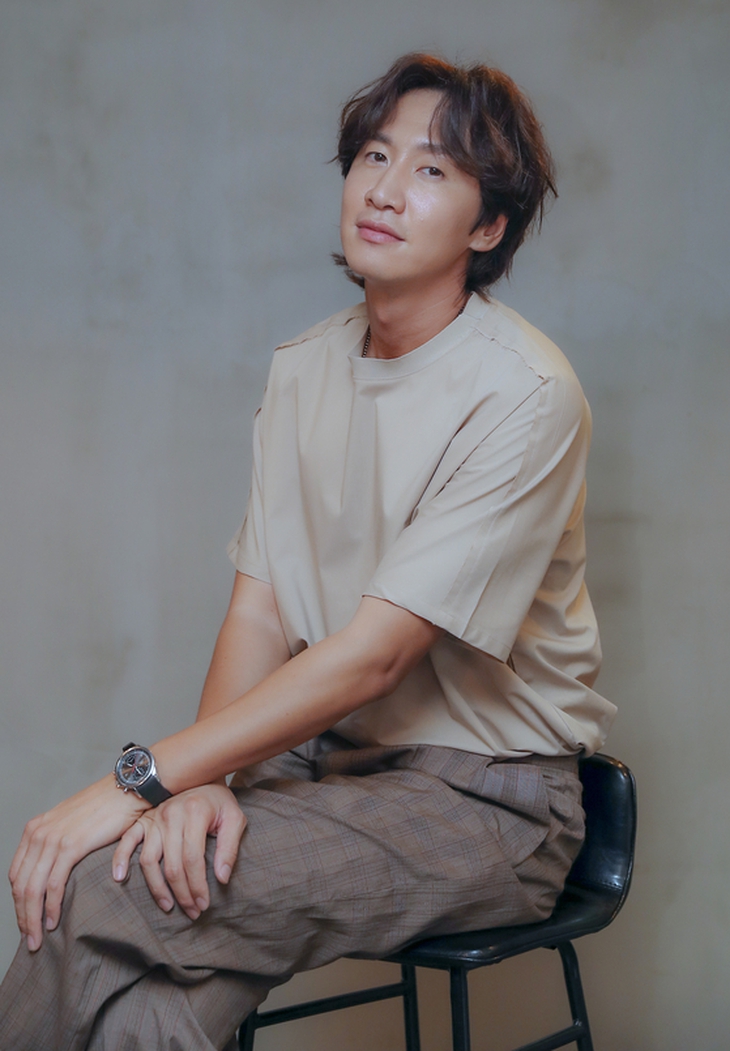 Lee Kwang Soo - Ảnh 2.