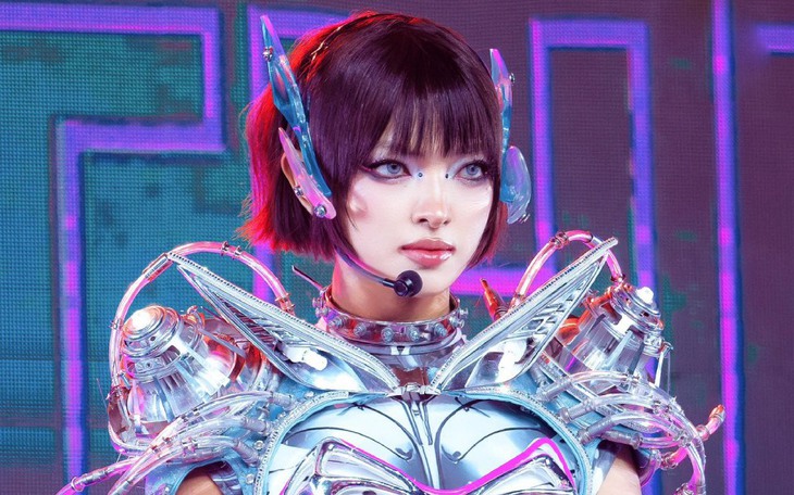 Phản ứng của Mỹ Tâm khi gặp Jack ở sân bay gây sốt - Ảnh 3.