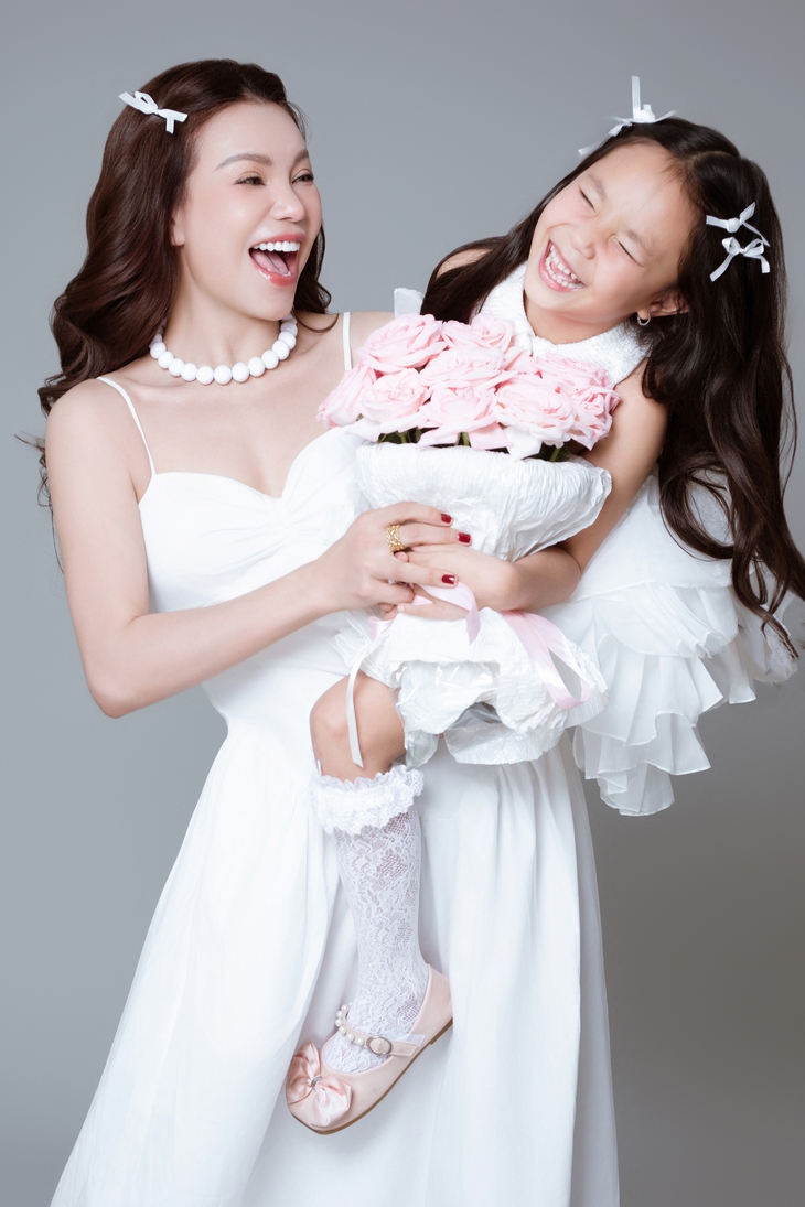 Trà Ngọc Hằng - Ảnh 1.