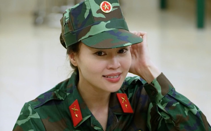 Em trai Hòa Minzy khoe được chị gái lo từ A đến Z là ai? - Ảnh 5.