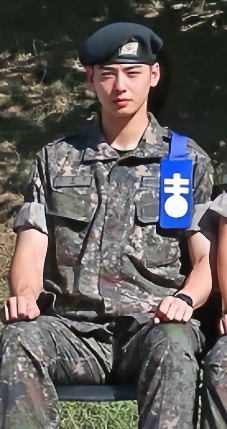 Cha Eun Woo - Ảnh 2.