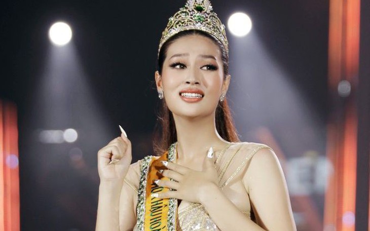 Phạm Băng Băng kiếm được 5.000 tỉ dù bị 'phong sát' - Ảnh 7.