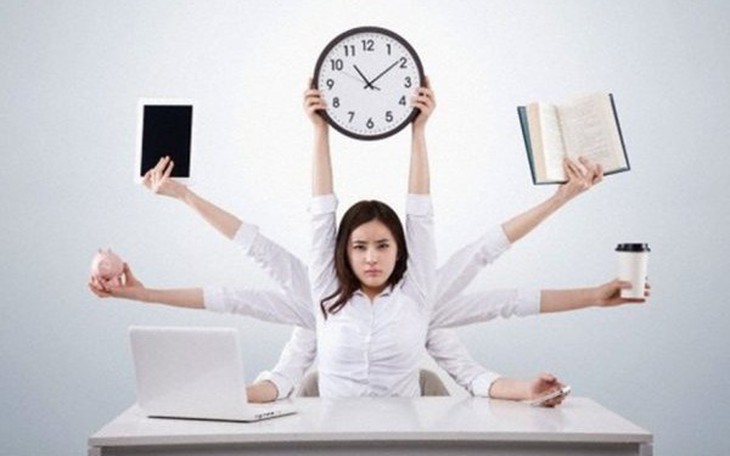 Ảnh chế nữ võ sĩ MMA phản kháng thanh niên 'hổ báo' tràn ngập cõi mạng - Ảnh 7.