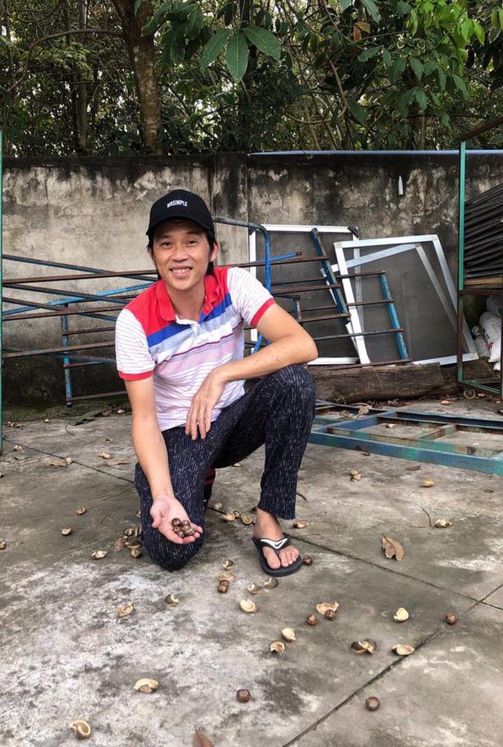 Hoài Linh: 'Ngoài cá khô, mắm tôi còn tập ăn rau'  - Ảnh 4.