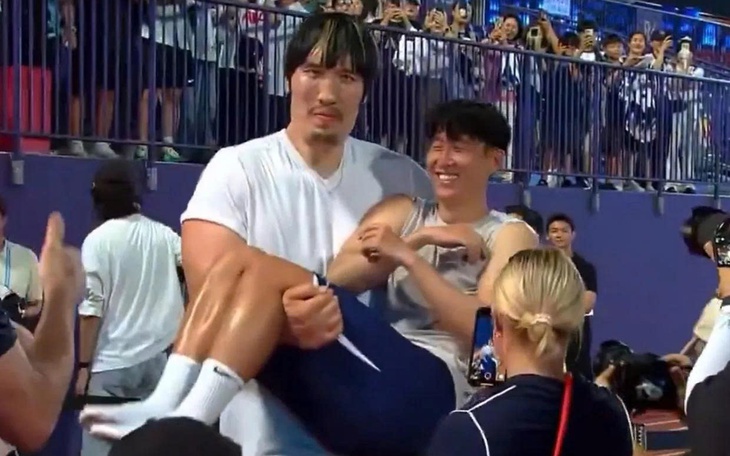 Cầu thủ Brazil bị CLB sa thải vì đá ‘phủi’ kiếm tiền lo cho con gái - Ảnh 5.