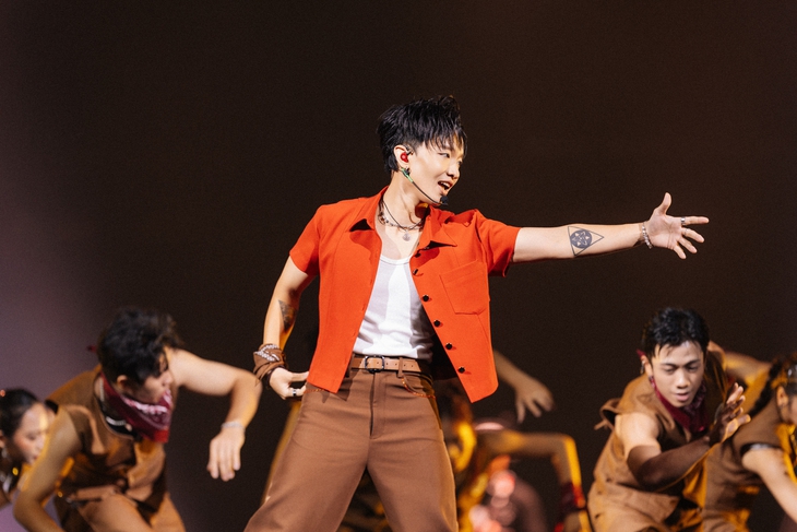 Hoàng Dũng - Ảnh 1.