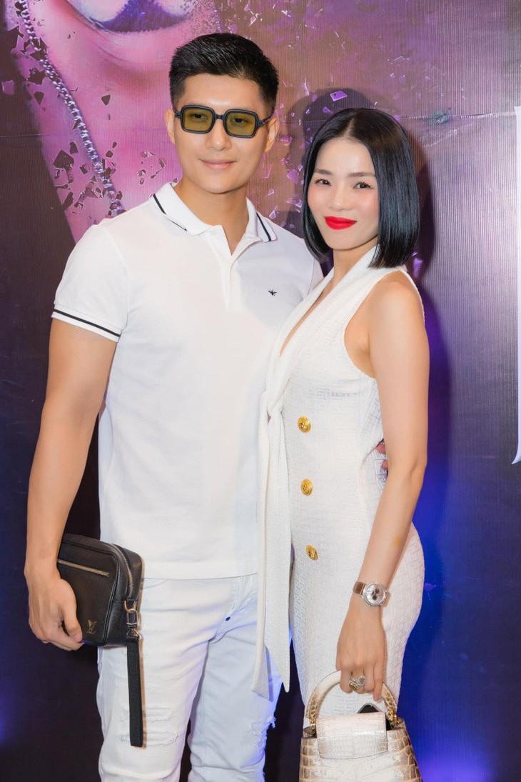 Lệ Quyên làm gì, ở đâu giữa tin đồn 'bị tình trẻ lừa mất biệt thự trăm tỉ' - Ảnh 3.