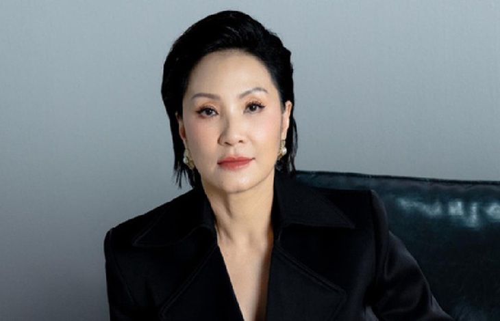 Hồng Đào chọn viện dưỡng lão, Quang Minh sống ra sao bên bạn gái kém 37 tuổi? - Ảnh 1.